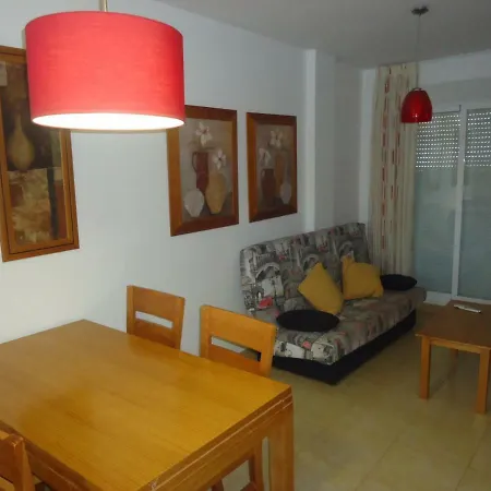 Appartement Pº Maritimo 15-4/6 Pax. Lek *